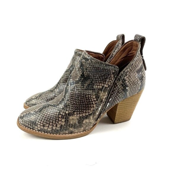 Jeffrey Campbell Rosalee Ankle Boot 7 Snake Skin Leather Python Slip On Bootie - Picture 1 of 10